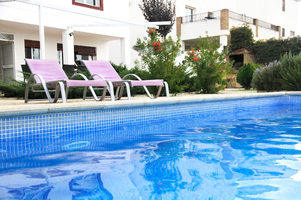 Diversos espacios para tomar el sol.