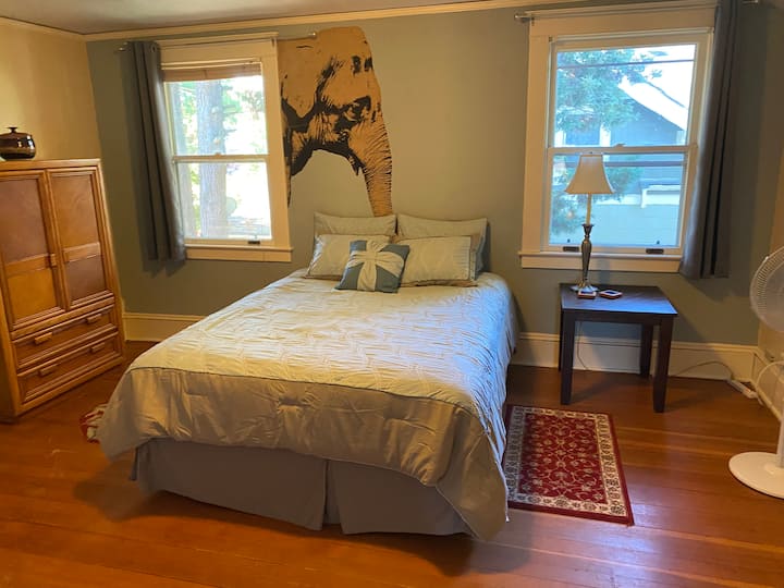 Independence Vacation Rentals & Homes Oregon, United States Airbnb