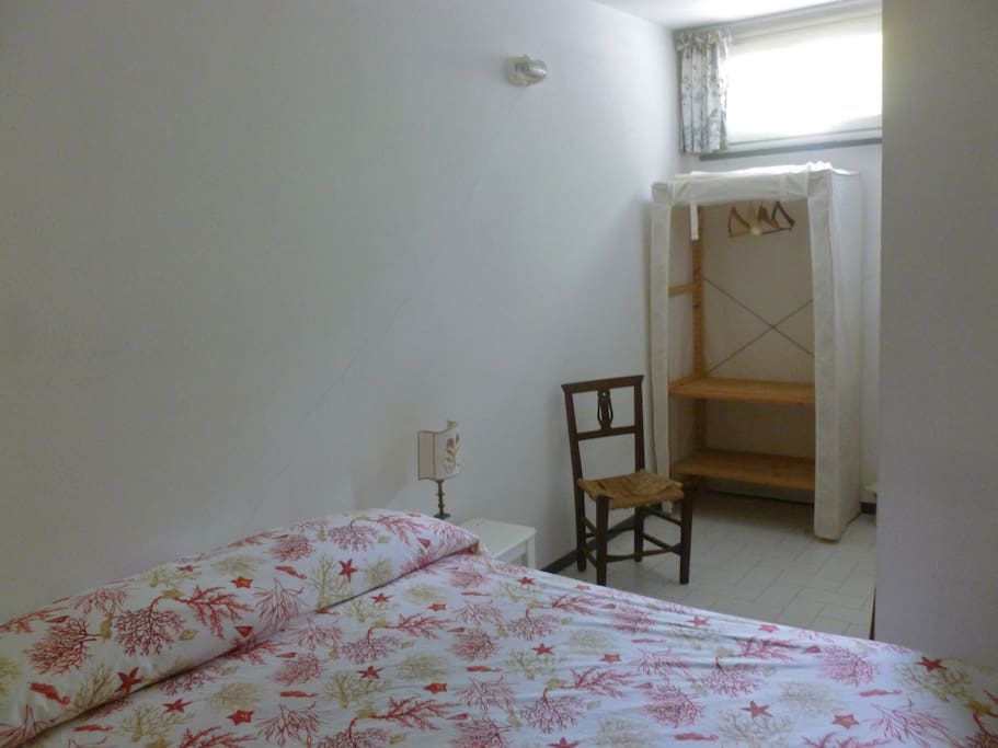 stanza matrimoniale basement