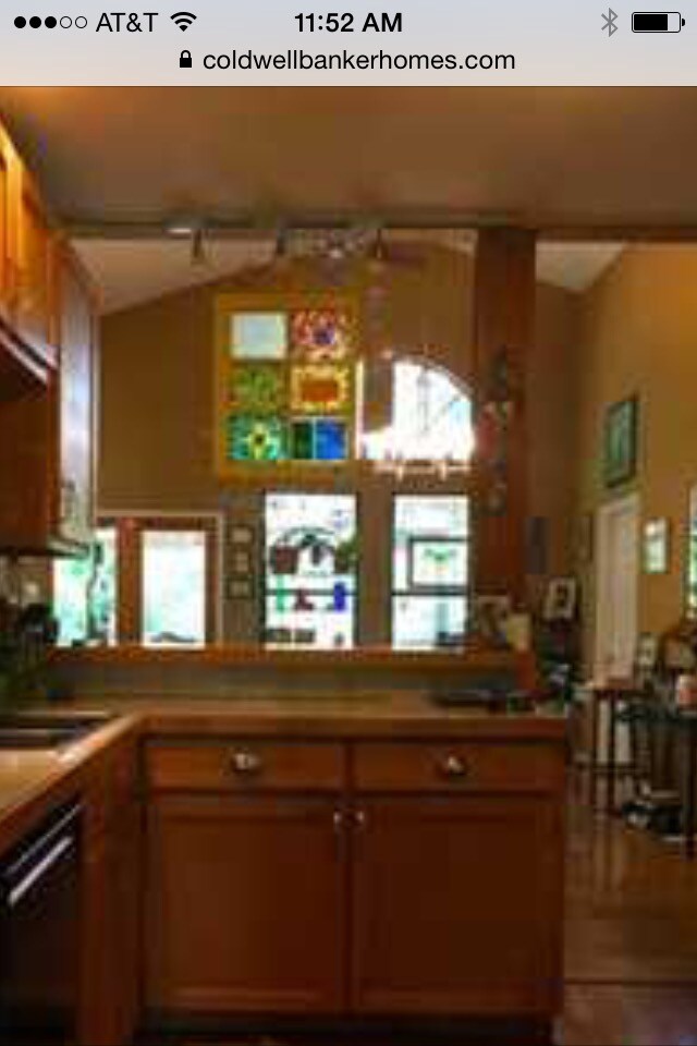 Monthly rental. Fab, Fun space!