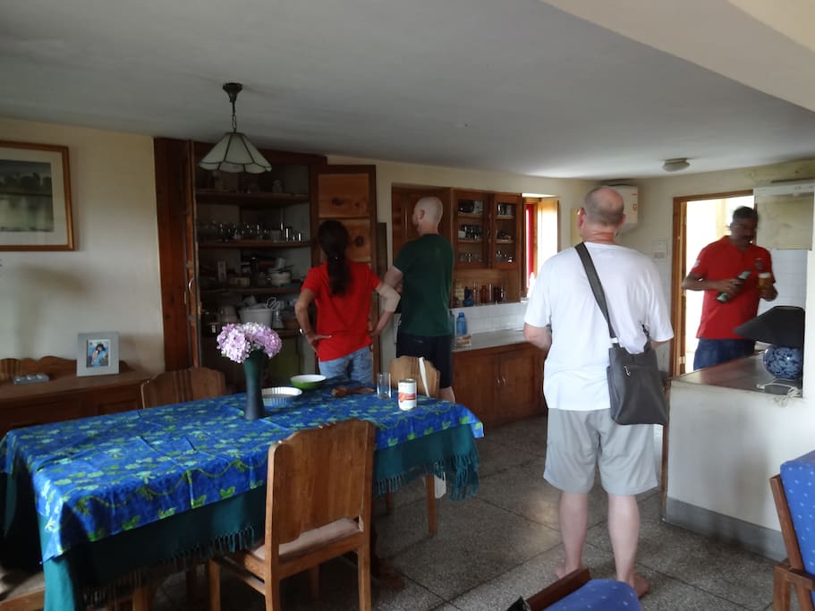 Kitchen & Dining Area