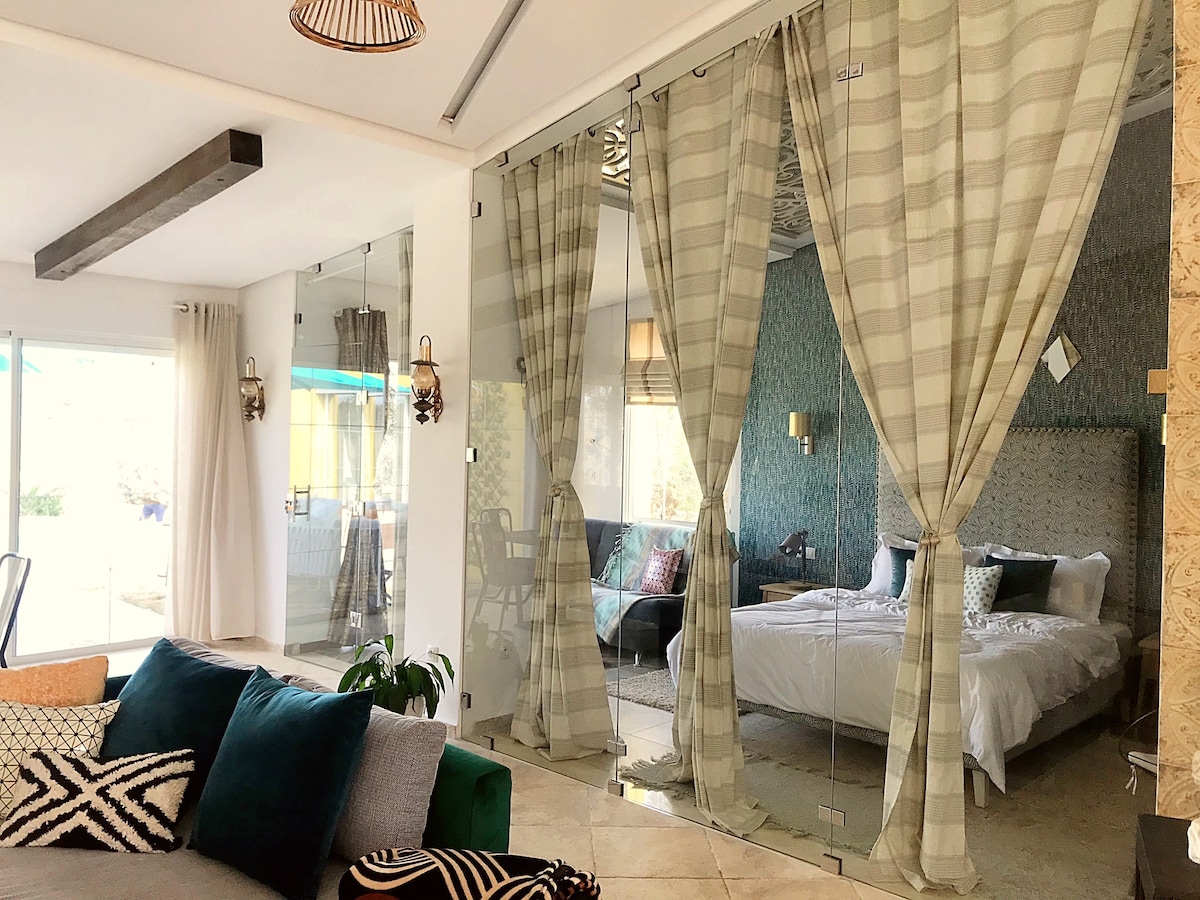 საძინებელი 1