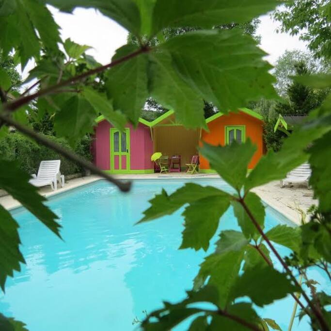 Piscine chauffée dès que la météo le permet