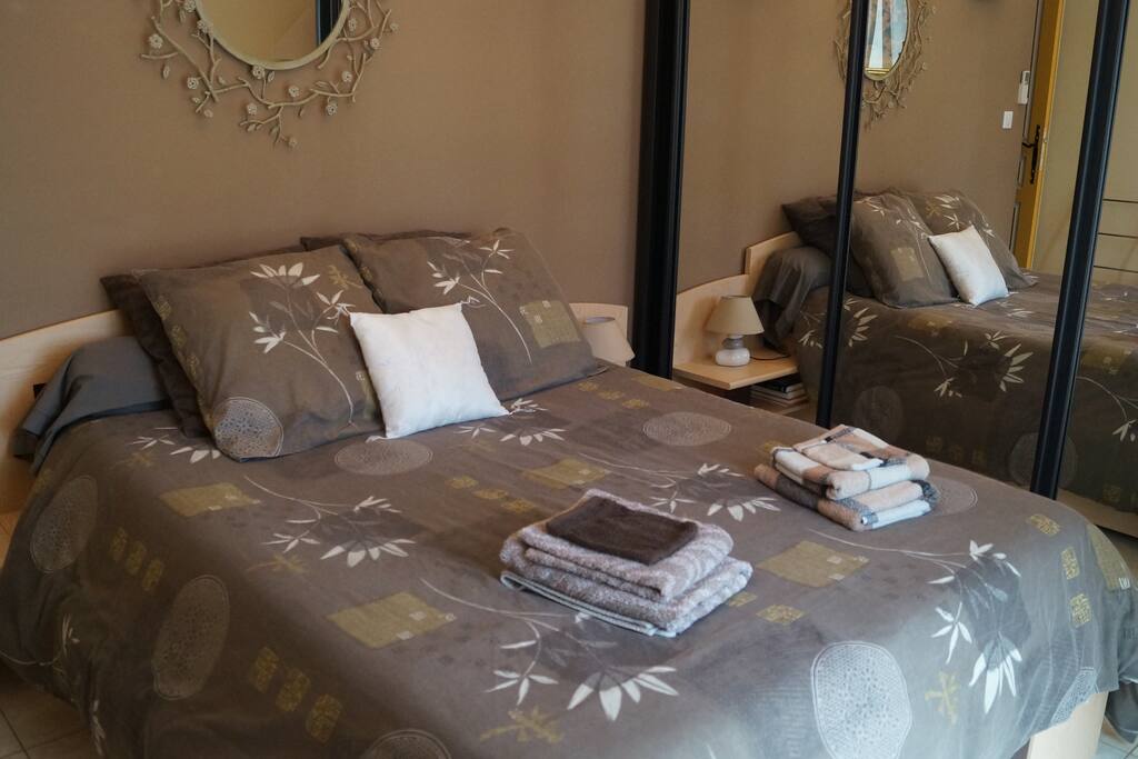 chambre avec un lit pliant supplémentaire pour 10 € en plus