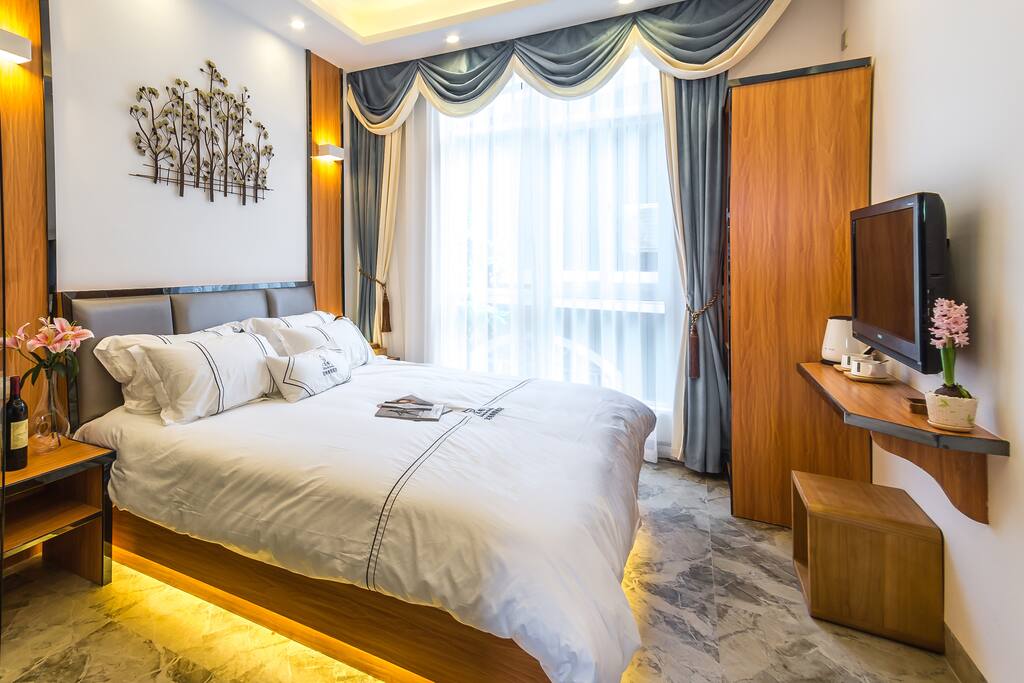 酒店实景拍摄(该风格房型有多间,入住时可能与该房间有区别)