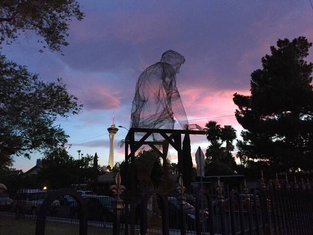 Creative Oasis @6th&FRANKLIN gallery image 5