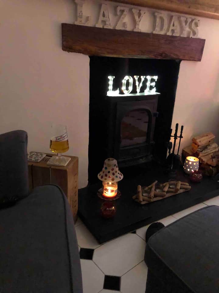 Lazy Days Cottage In The Heart Of Tenby - Tenby