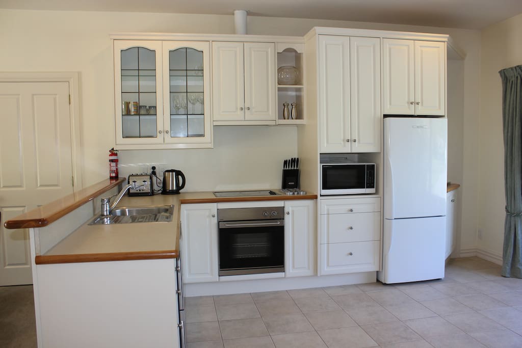 Fully equipped kitchen