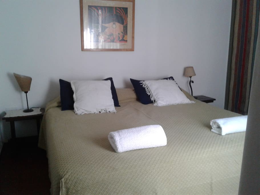 Cama matrimonial