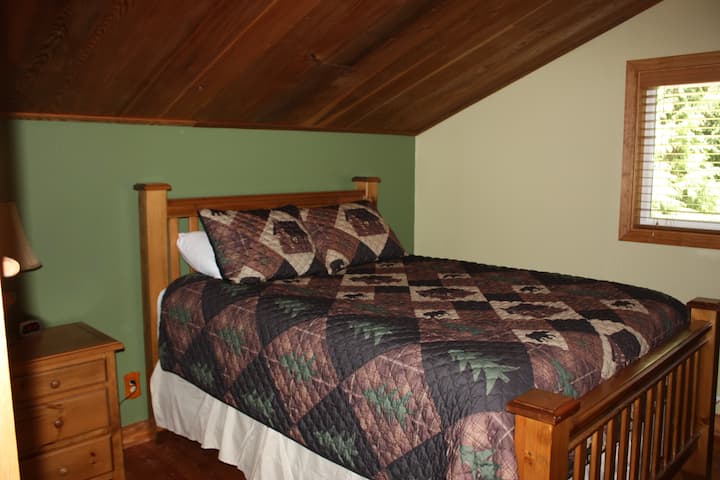 Master bedroom #2 with adjacent private Jacuzzi Tub