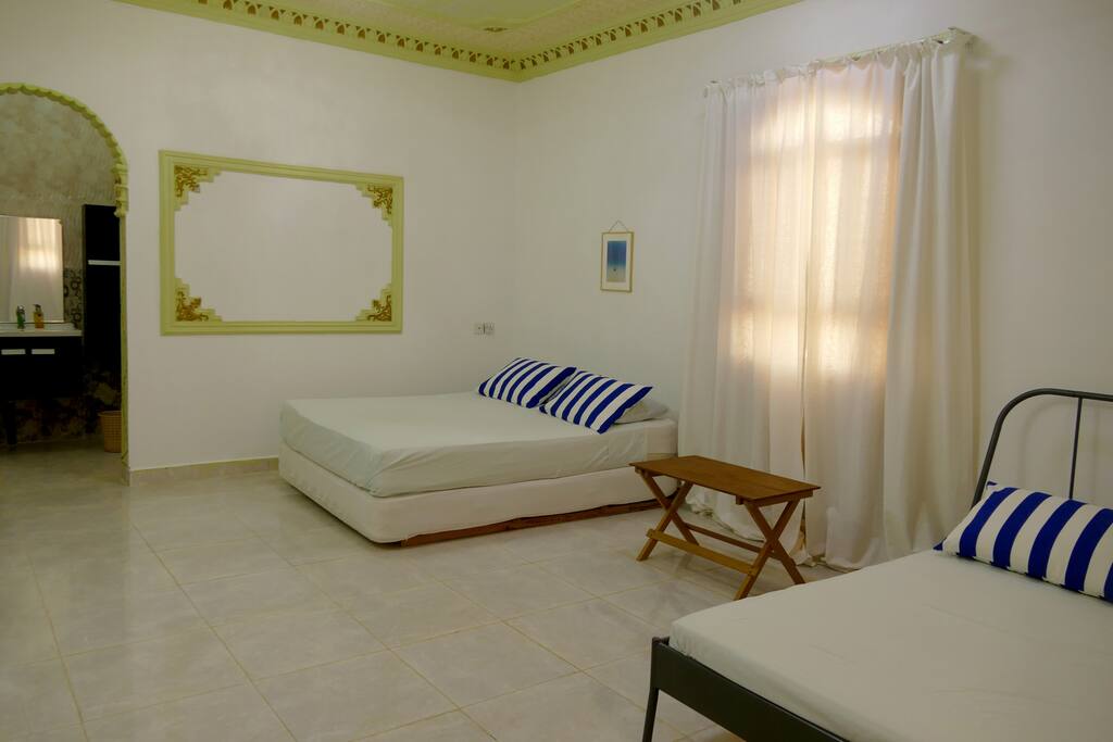 Bedroom with 2 queen size beds