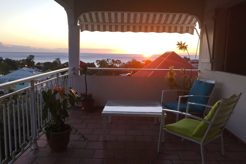 Magnifique coucher de soleil depuis la terrasse