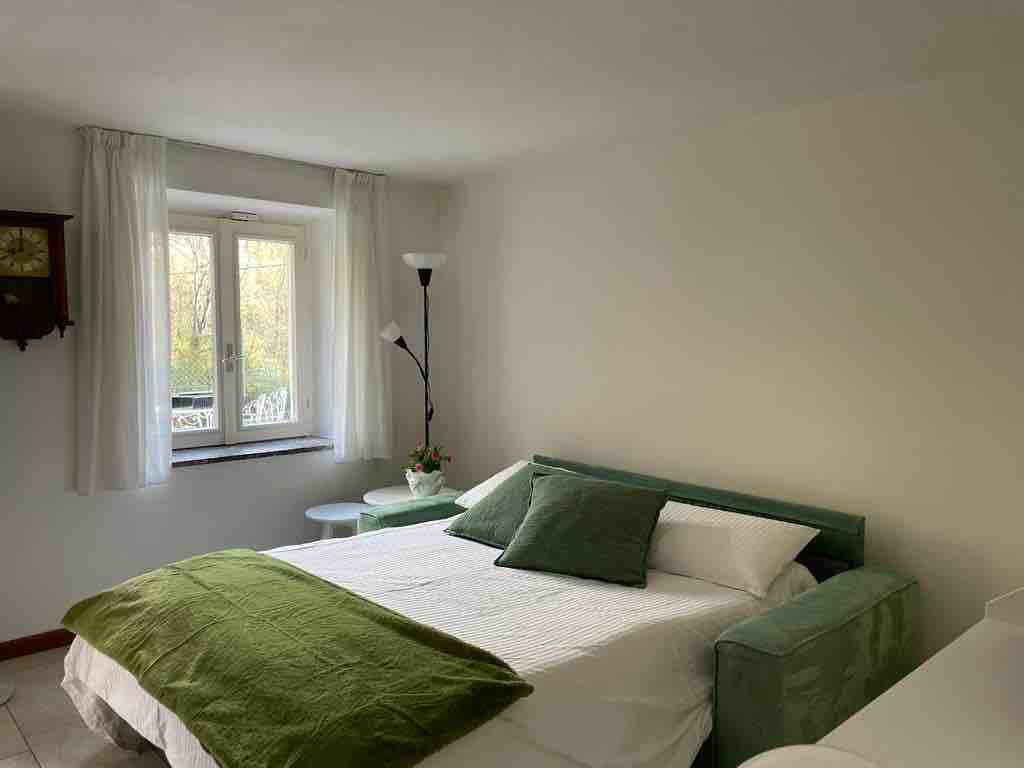 Გასაშლელი დივანი