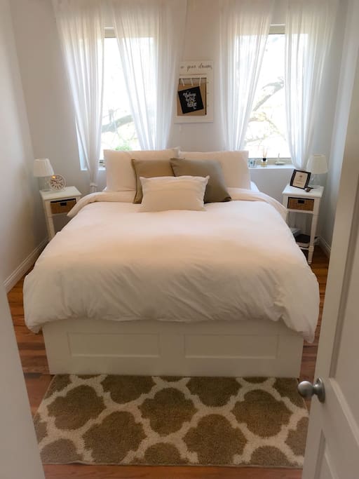 Private Room for 2 Queen Size Bed
