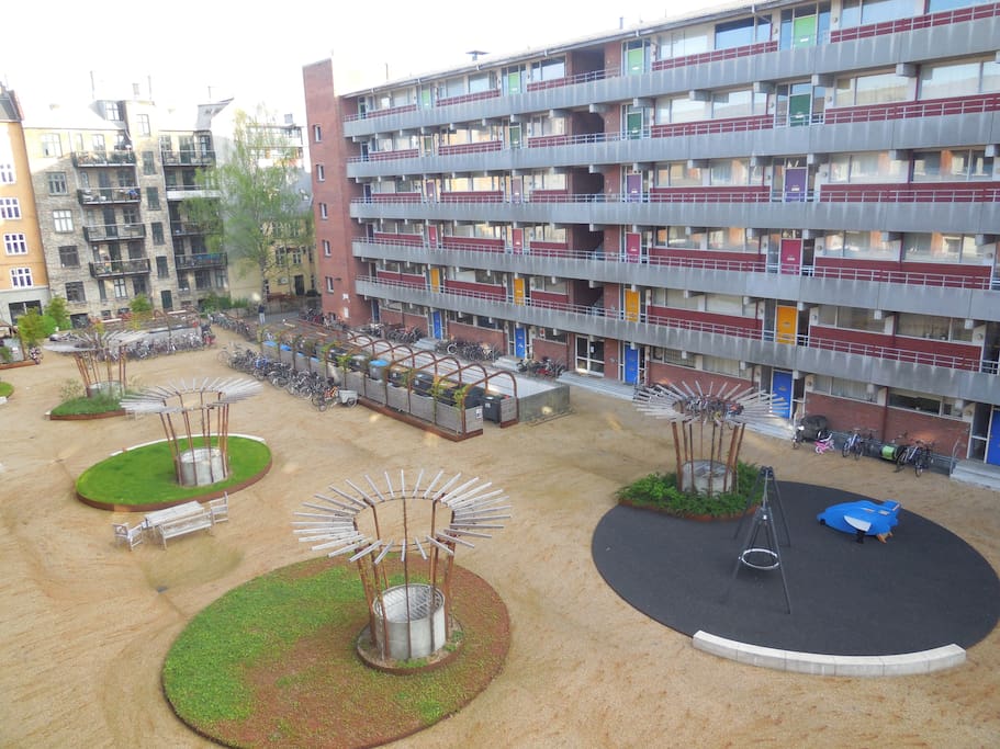 This is the view of the courtyard as seen from the balcony.