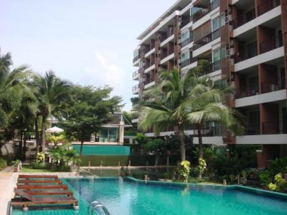 swimming pool