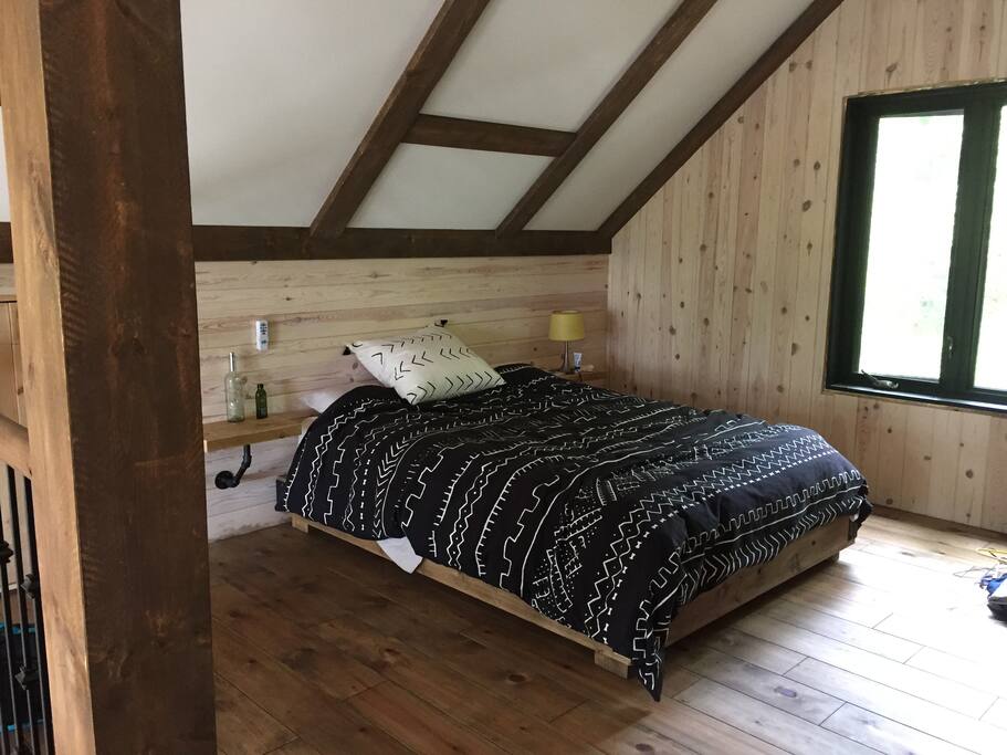 Chambre en mezzanine, niveau 3