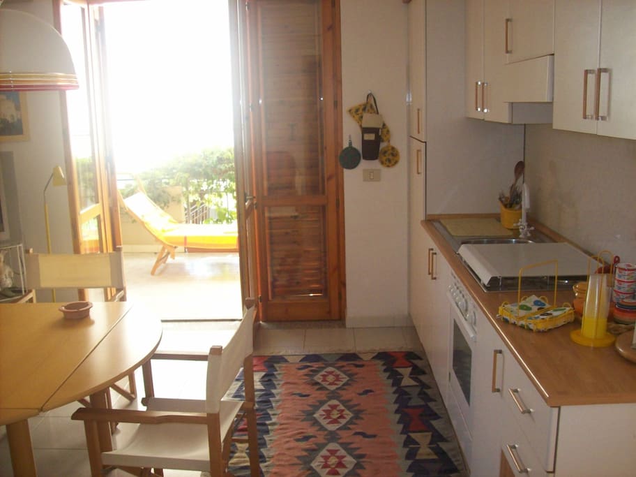 cucina soggiorno, dettaglio cucina