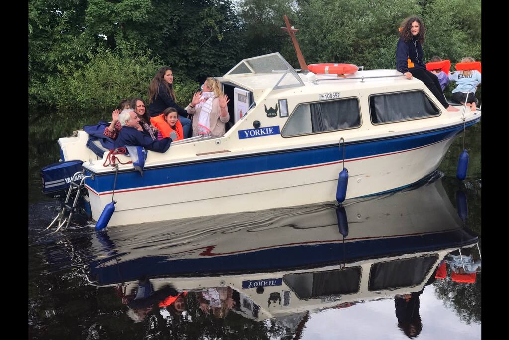 Cruising on the river Ouse