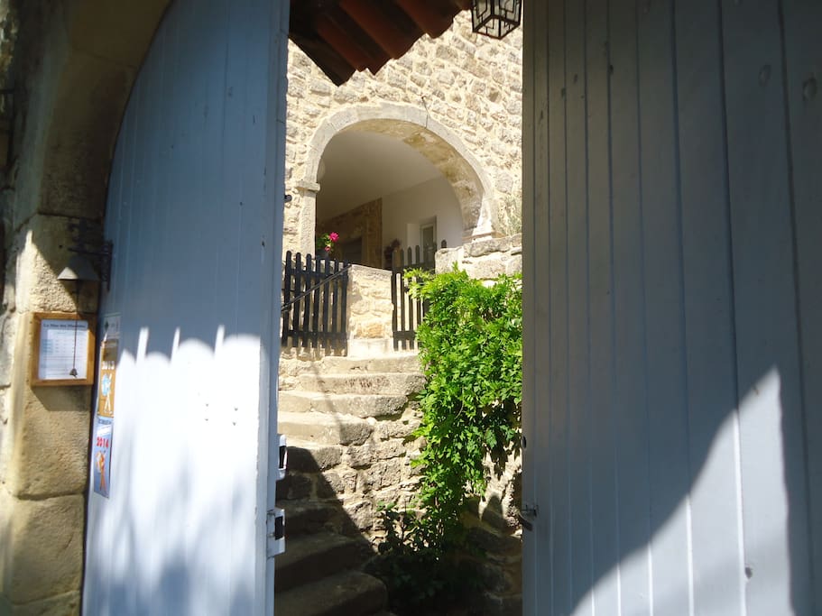Porte d'entrée de notre maison d'hôtes