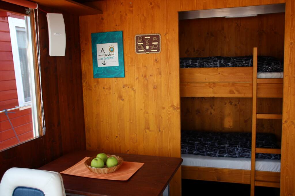 Hausboot Etagenbett