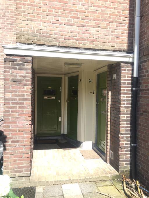 voordeur/front door