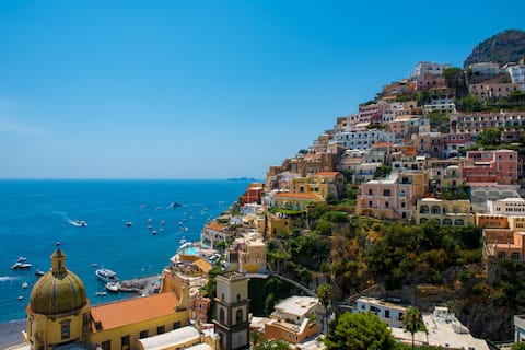 Top performing Airbnb: The Moon Positano, 3 minutes walk from the beach in Positano