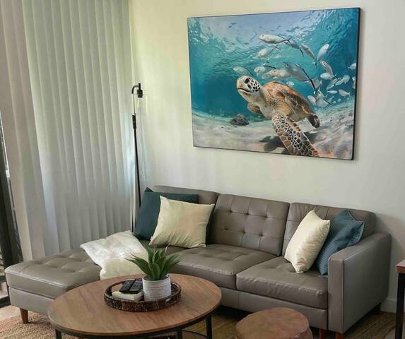 Newly Renovated Luxury Condo at Turtle Bay