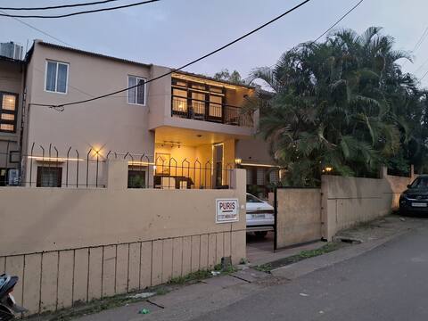 Cheerful 5 BHK Villa Near Shahpura Lake Prime Loca