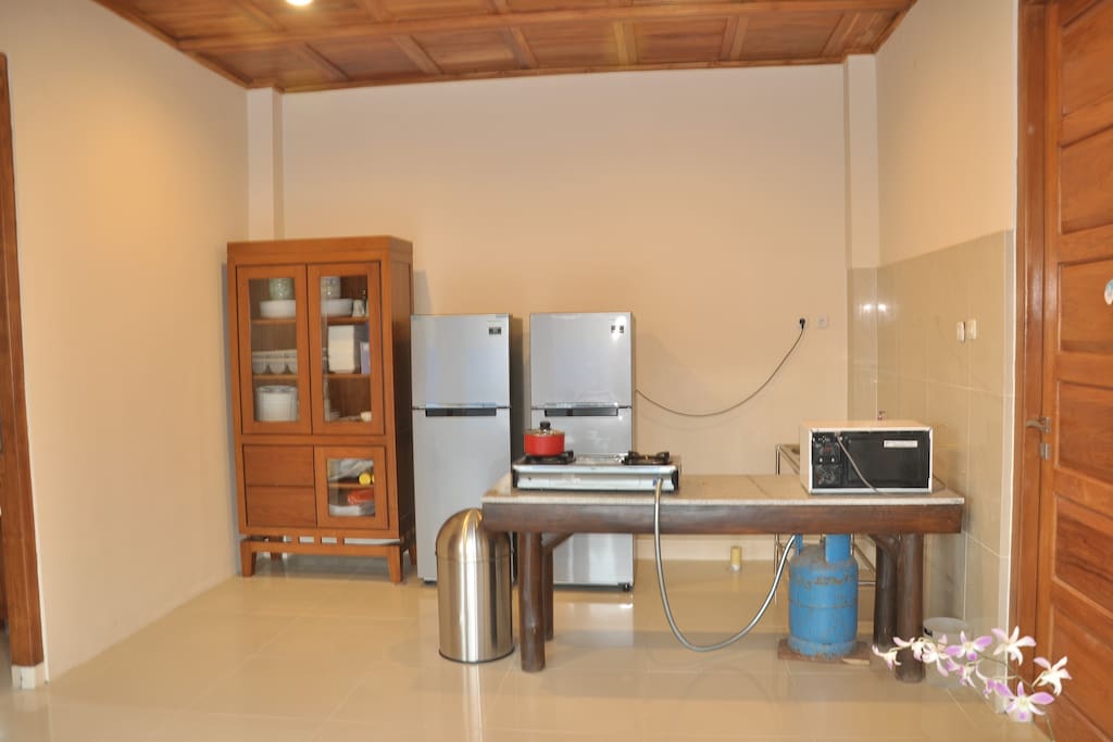 Guest Kitchen with cooking equipment, Microvawe, Refrigerator
