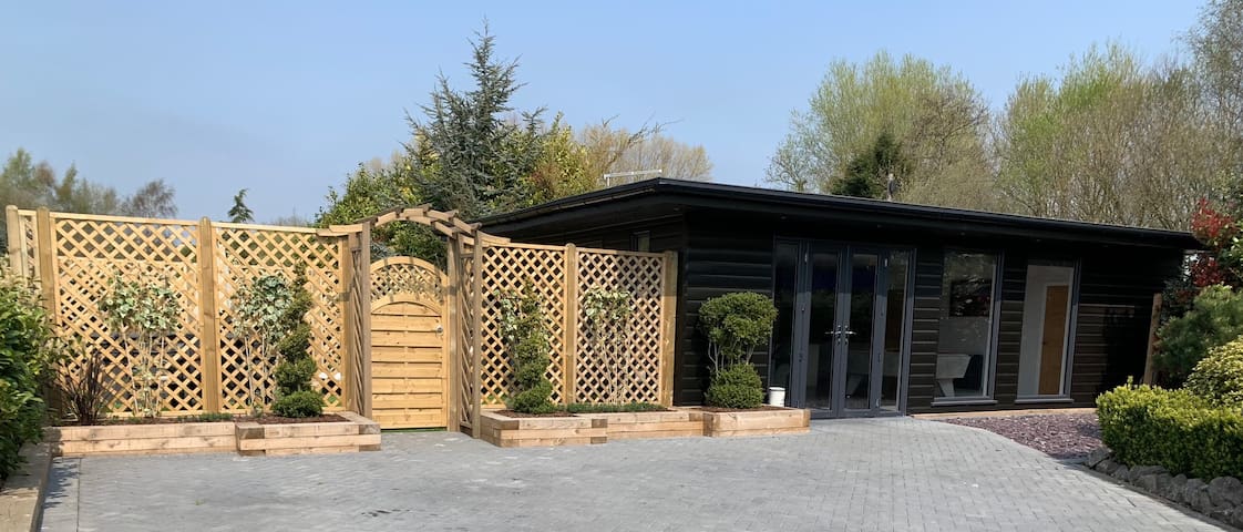 Airbnb Newstead Village Vacation Rentals Places To Stay