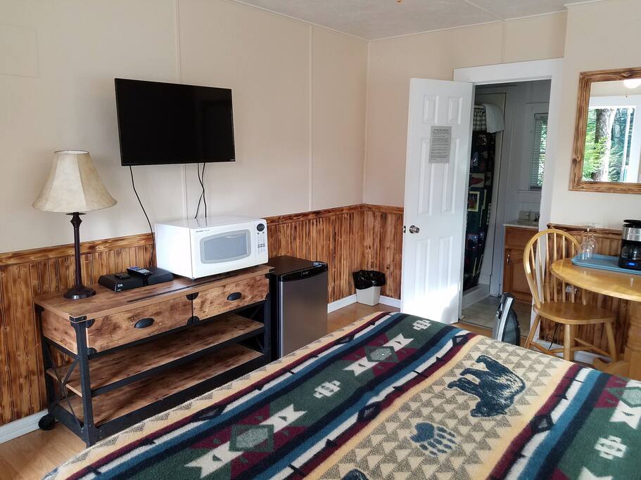 Flat screen TV, fridge, microwave & coffeemaker.