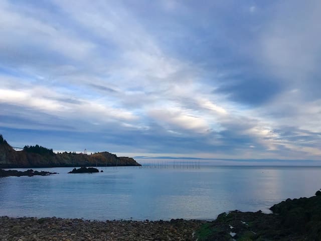 Swallow View Cottage – lovely lighthouse views!