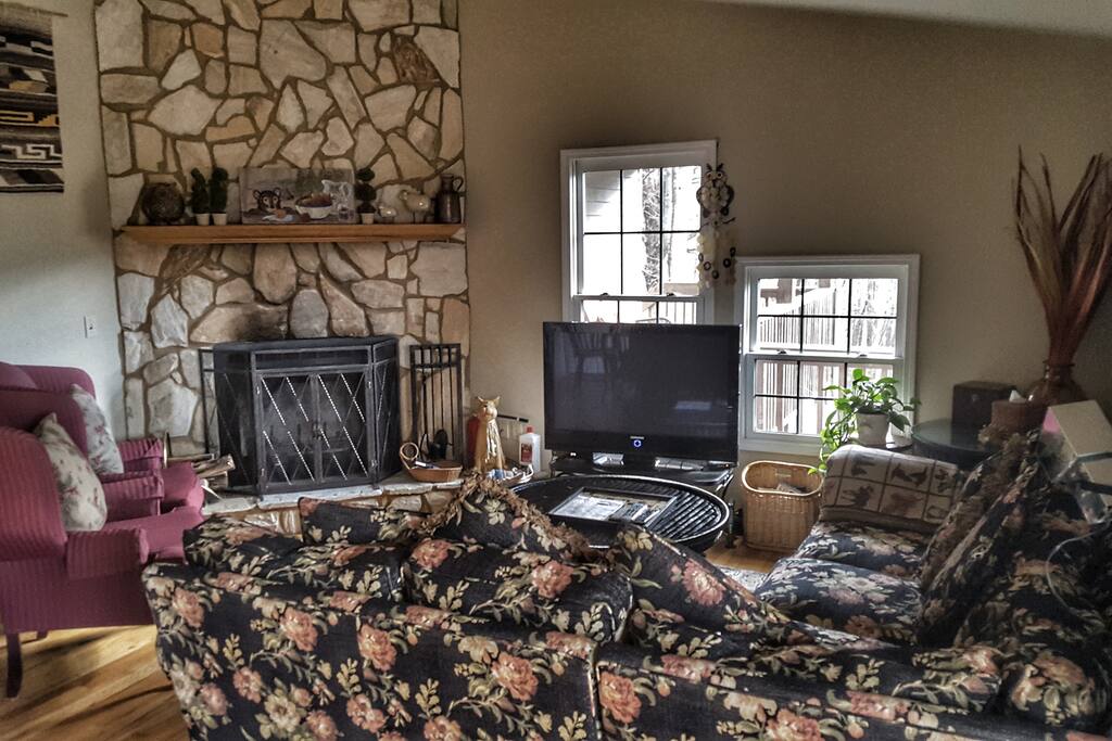 3BD/3BA Townhome with Balsam Mt View Townhouses for Rent in