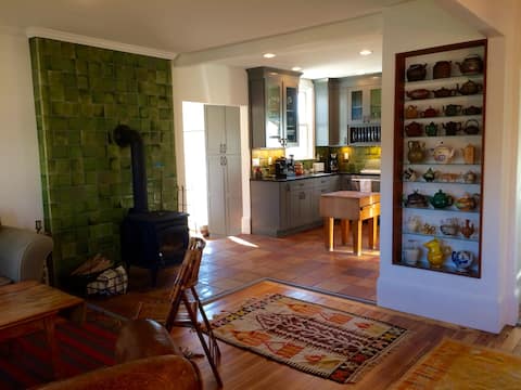 South Coast Artists' Farmhouse