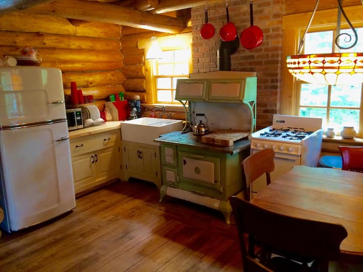 Sixmile Lake Cabin