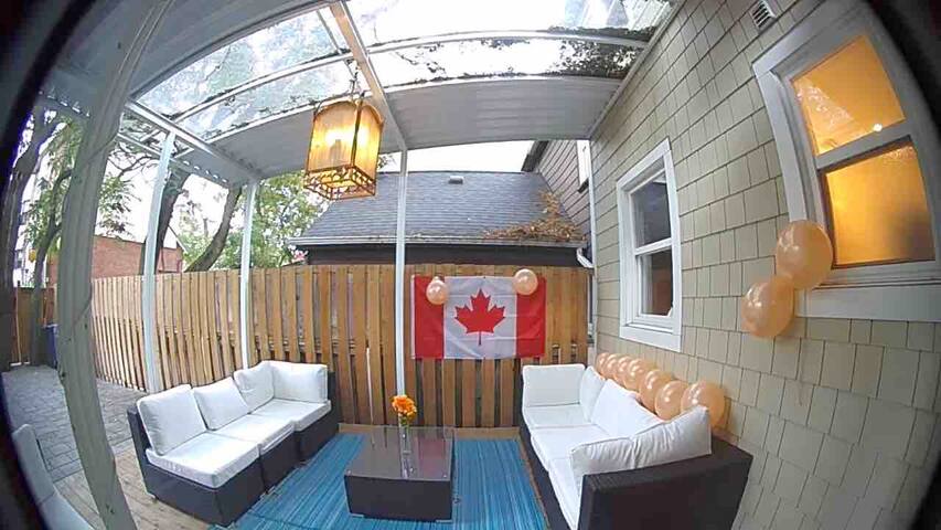 Downtown House 11 bed + 2 parking gallery image 3