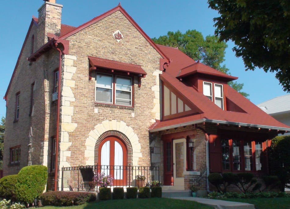 European Tudor House