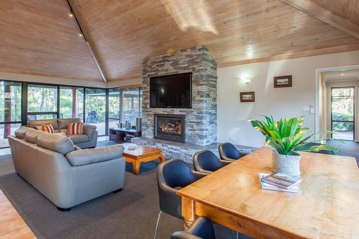 High Ridge I Private Properties gallery image 3