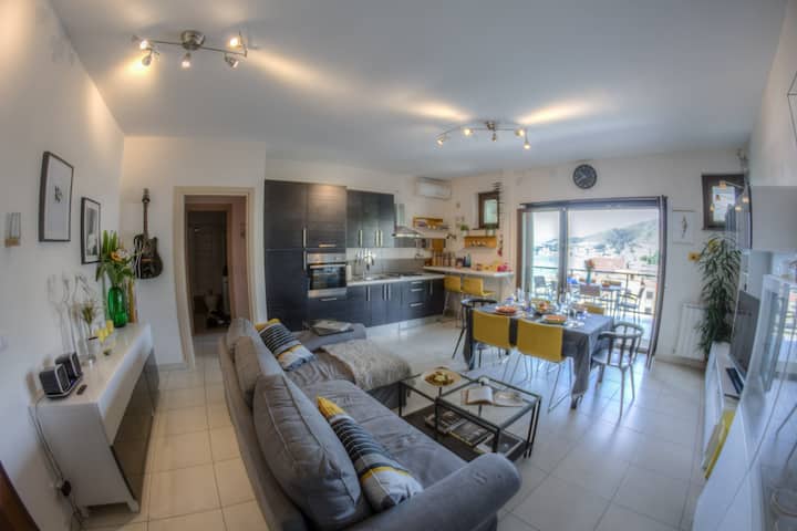 Modern Design Apartment With Sea View  Veranda - Villa San Giovanni