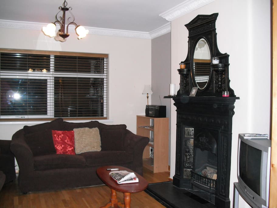 Sitting room.