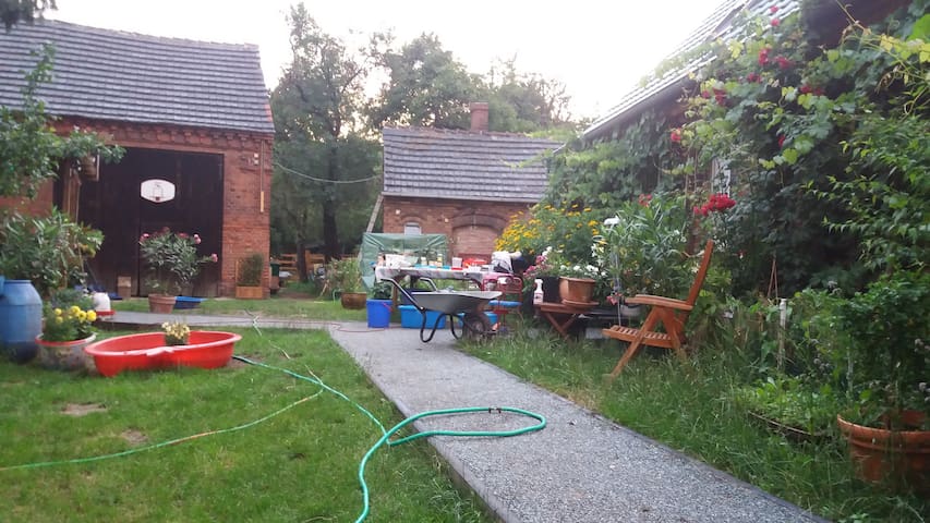 Gartenhaus im Spreewald mit vielen Tieren - Bungalows zur ...
