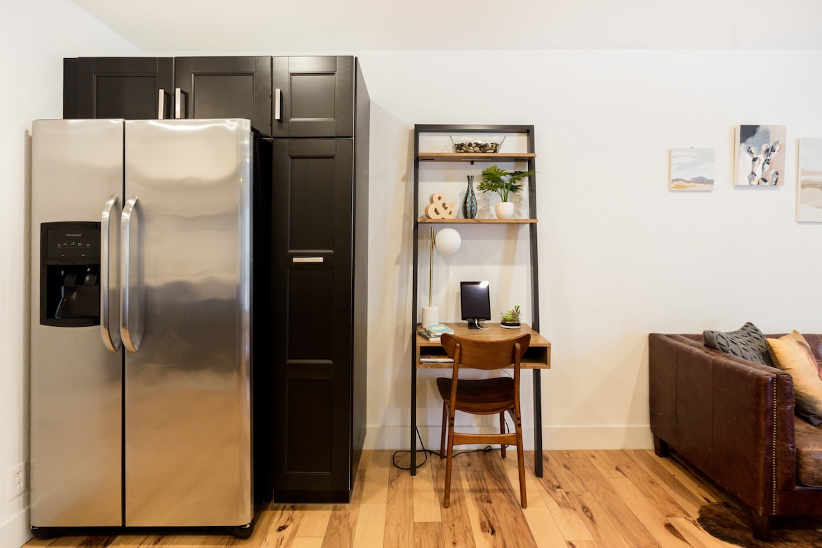 Explore Downtown Austin from a Hip Condo