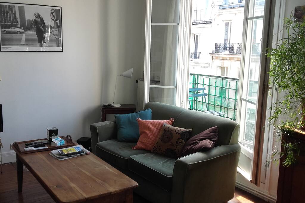 Encore le grand salon ouvert sur le balcon