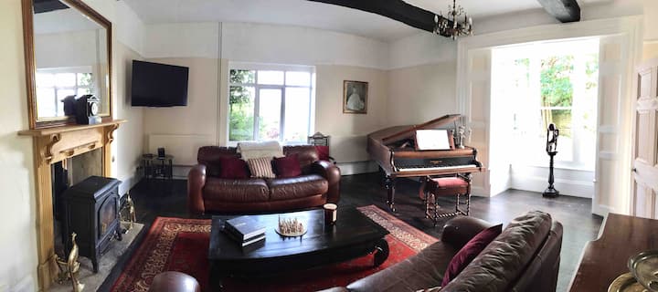 Boulsdon Croft Manor-hottub & Summer Pool/tennis - Gloucestershire