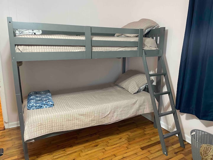 غرفة النوم 1