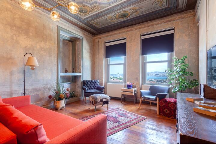 F-stylish 5 BR/2BA Bosphorus view gallery image 4