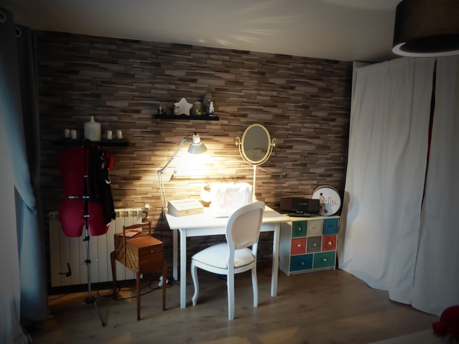le coin bureau de votre chambre