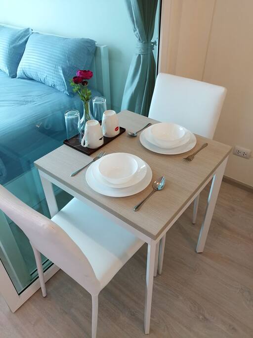 Suitable for lovely breakfast and romantic dinner.