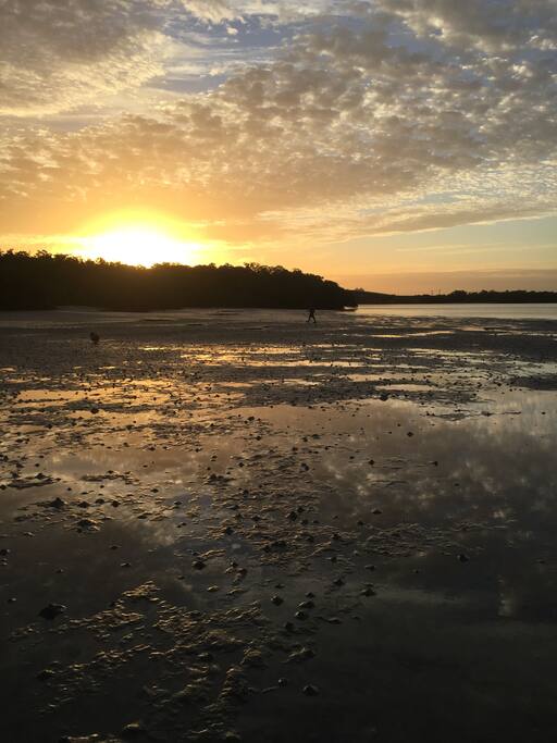 Walk or Bike to The Ritz for Sunset
Beach is a few blocks from home!